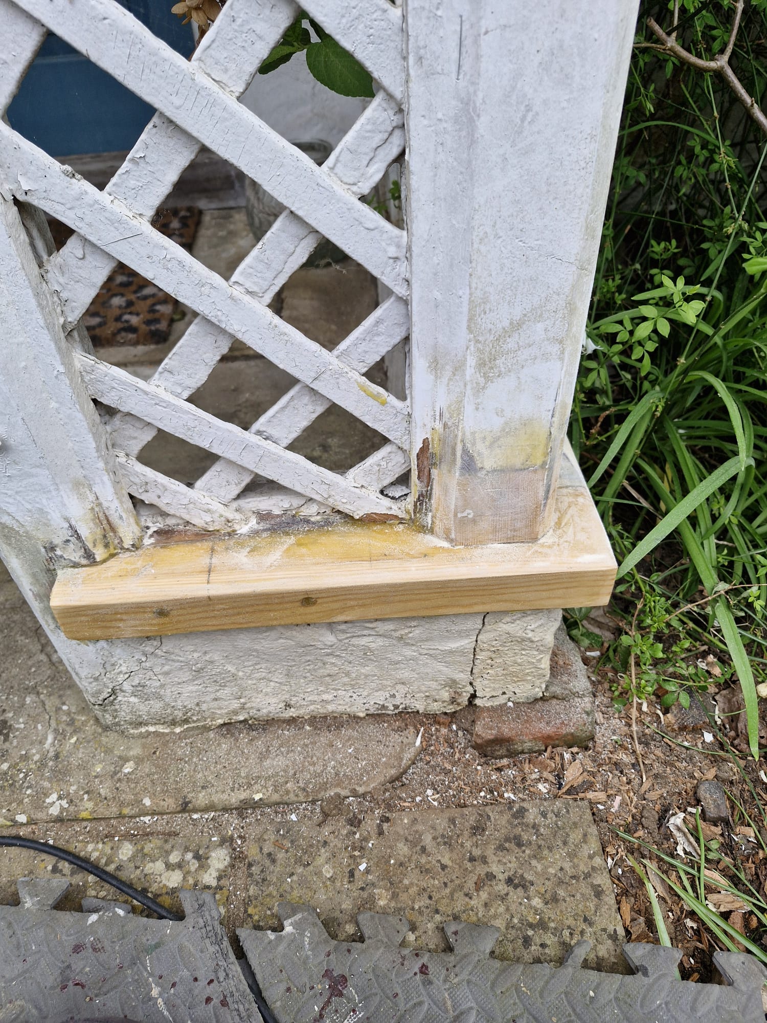Spliced Post Repair